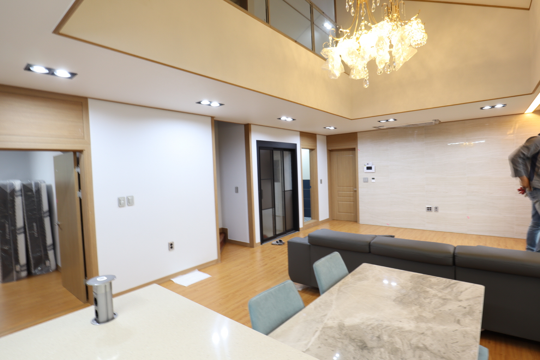 2000769928_Ti1fqvBw_663b4fc6fa454dcbf4bd93a12ffef4825fa8d437.JPG 이미지크게보기